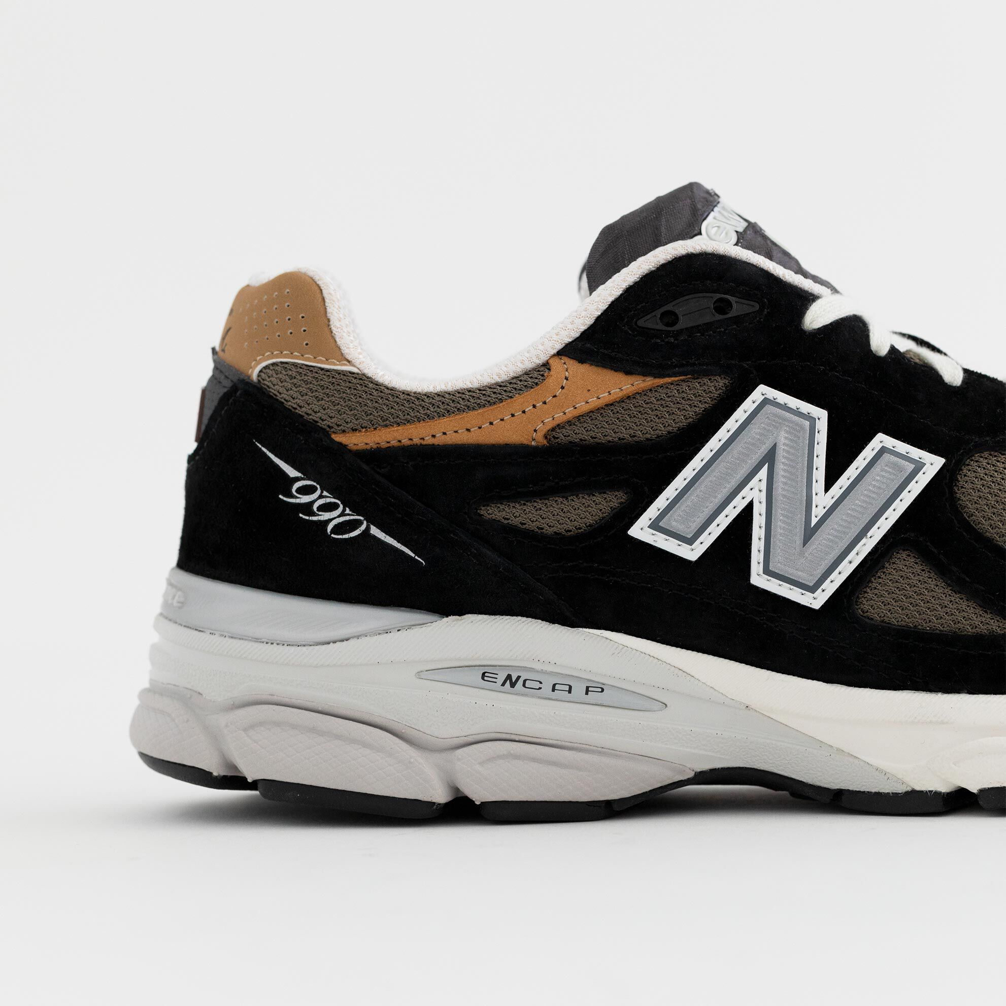 Newbalance 990v3 top