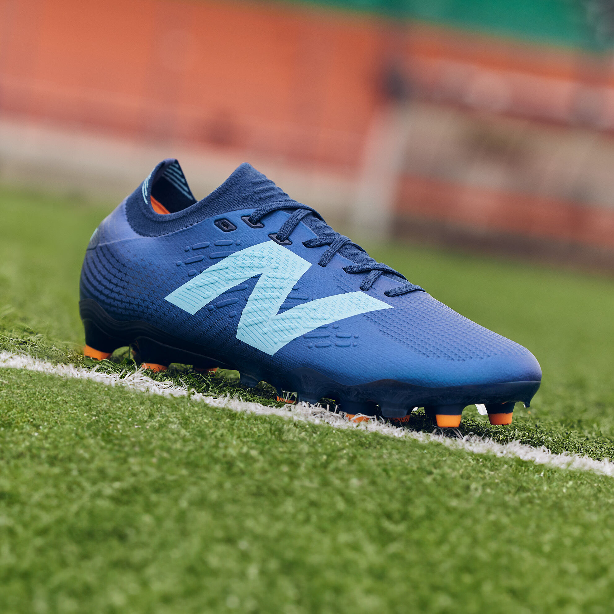 Unisex TEKELA MAGIA FG V4 Shoes New Balance